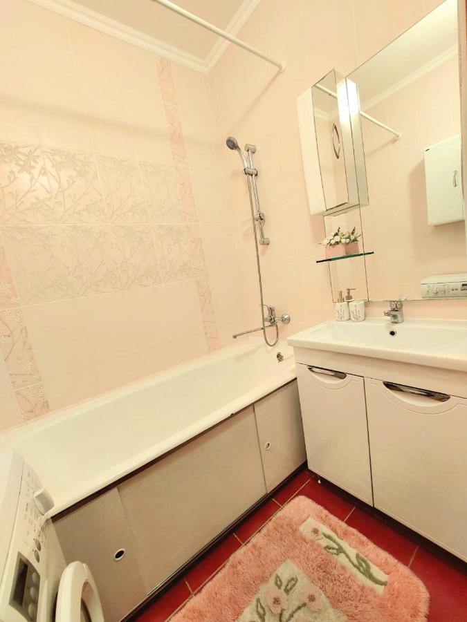 Happyterra, Район Трц "Адк" Apartment Almatî Exterior foto